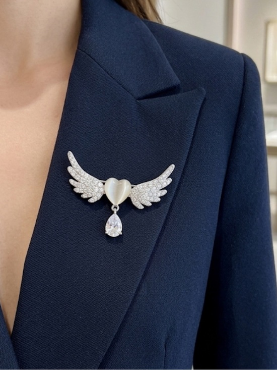 CC and Me Boutique Jewelry - NWT Dainty Rhinestone Wing Brooch Pin Angelcore Crystal Heart Drop Dangle